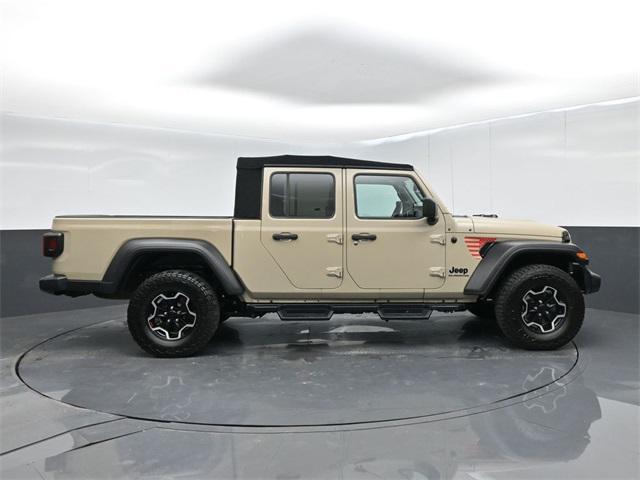 used 2020 Jeep Gladiator car, priced at $27,422