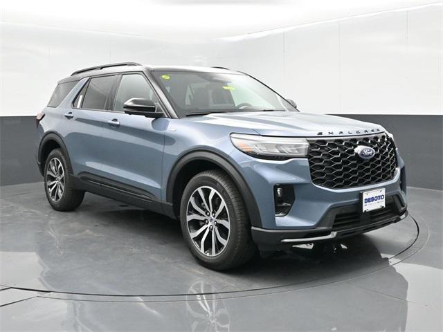 new 2025 Ford Explorer car, priced at $51,055