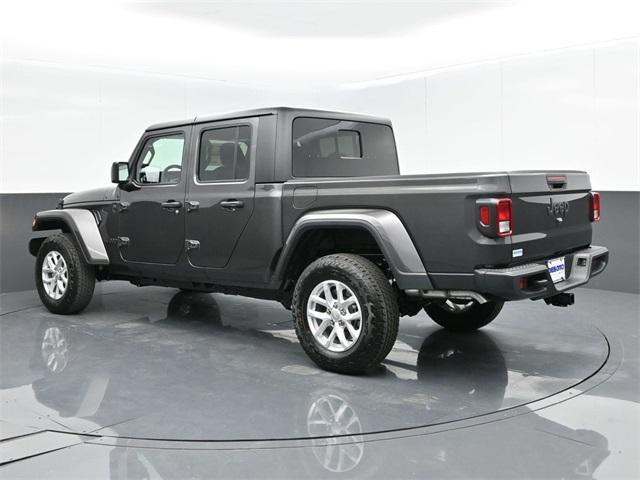 new 2023 Jeep Gladiator car, priced at $40,252