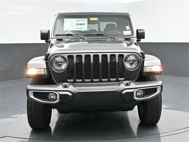 new 2023 Jeep Gladiator car, priced at $40,252