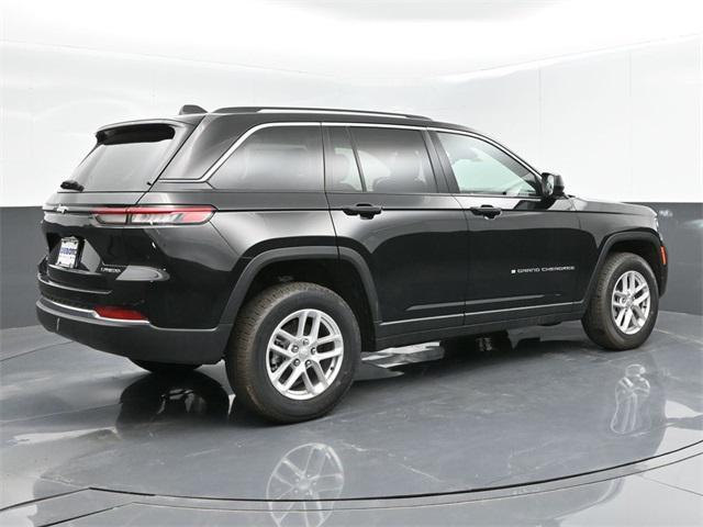 new 2024 Jeep Grand Cherokee car, priced at $43,175