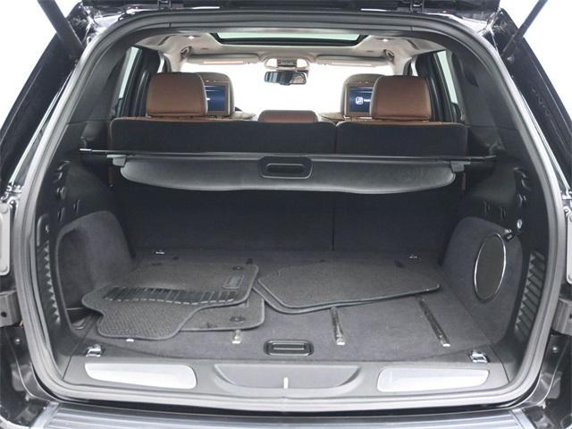 used 2016 Jeep Grand Cherokee car, priced at $17,448