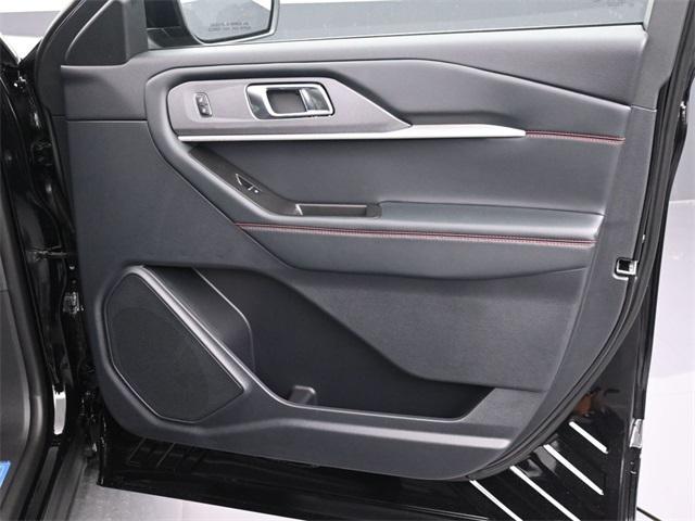 new 2025 Ford Explorer car, priced at $46,646