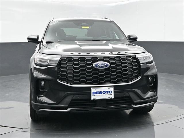 new 2025 Ford Explorer car, priced at $46,646