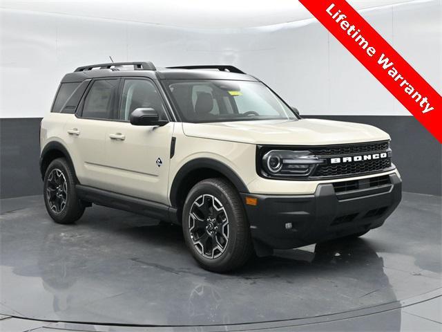 new 2025 Ford Bronco Sport car, priced at $33,899