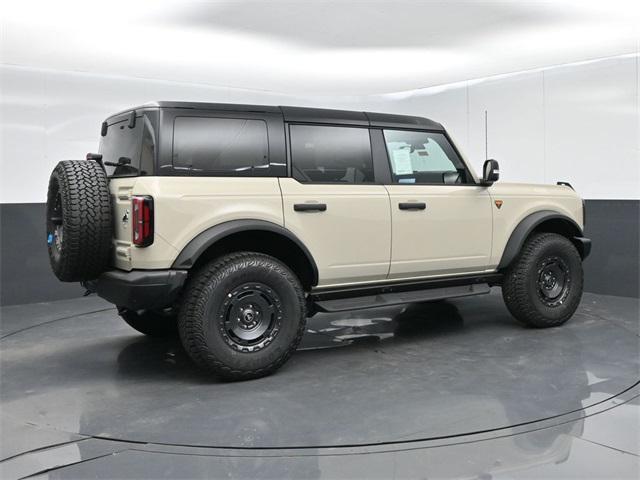 new 2025 Ford Bronco car, priced at $60,621