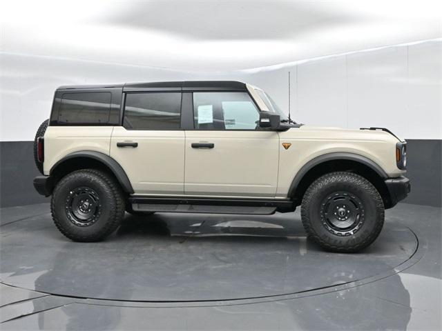new 2025 Ford Bronco car, priced at $60,621