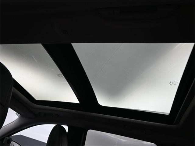 used 2021 Jeep Cherokee car, priced at $21,451