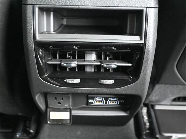 new 2025 Jeep Grand Cherokee car, priced at $42,024