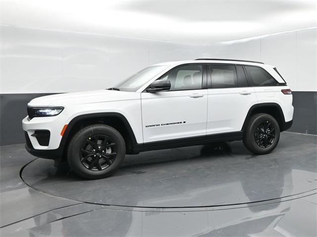 new 2025 Jeep Grand Cherokee car, priced at $42,024