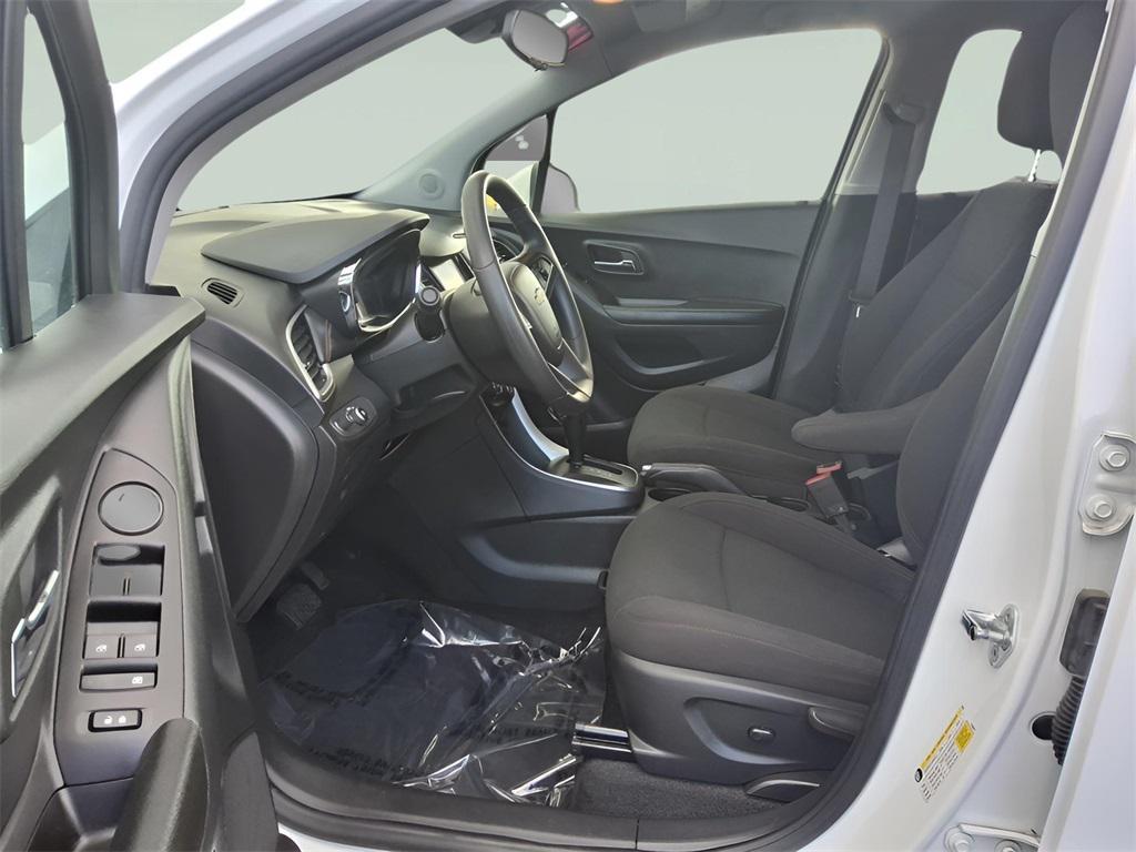 used 2022 Chevrolet Trax car, priced at $16,978