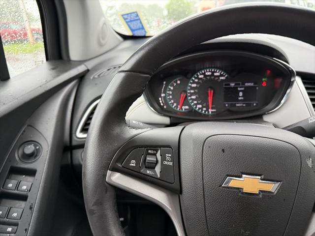 used 2022 Chevrolet Trax car, priced at $17,425