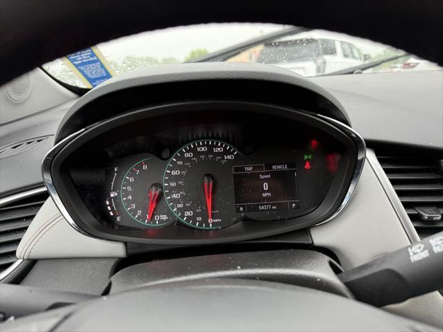 used 2022 Chevrolet Trax car, priced at $17,425