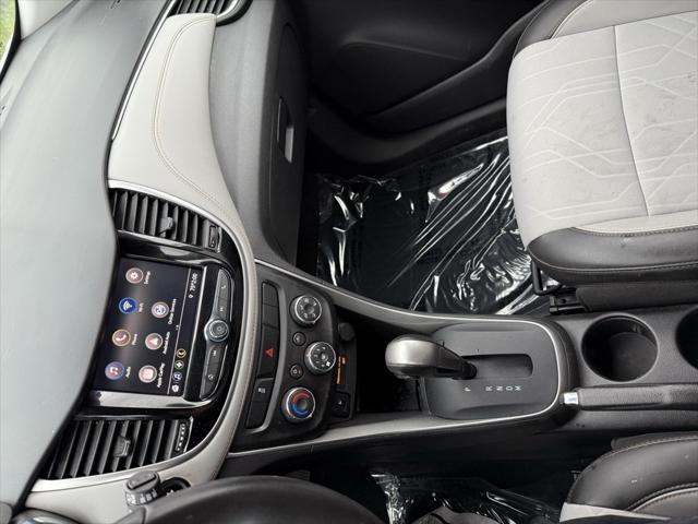 used 2022 Chevrolet Trax car, priced at $17,425
