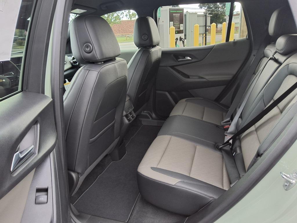 new 2026 Chevrolet Equinox car, priced at $34,870