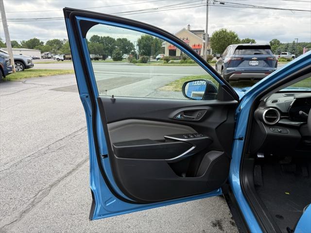 new 2025 Chevrolet Trax car, priced at $26,829