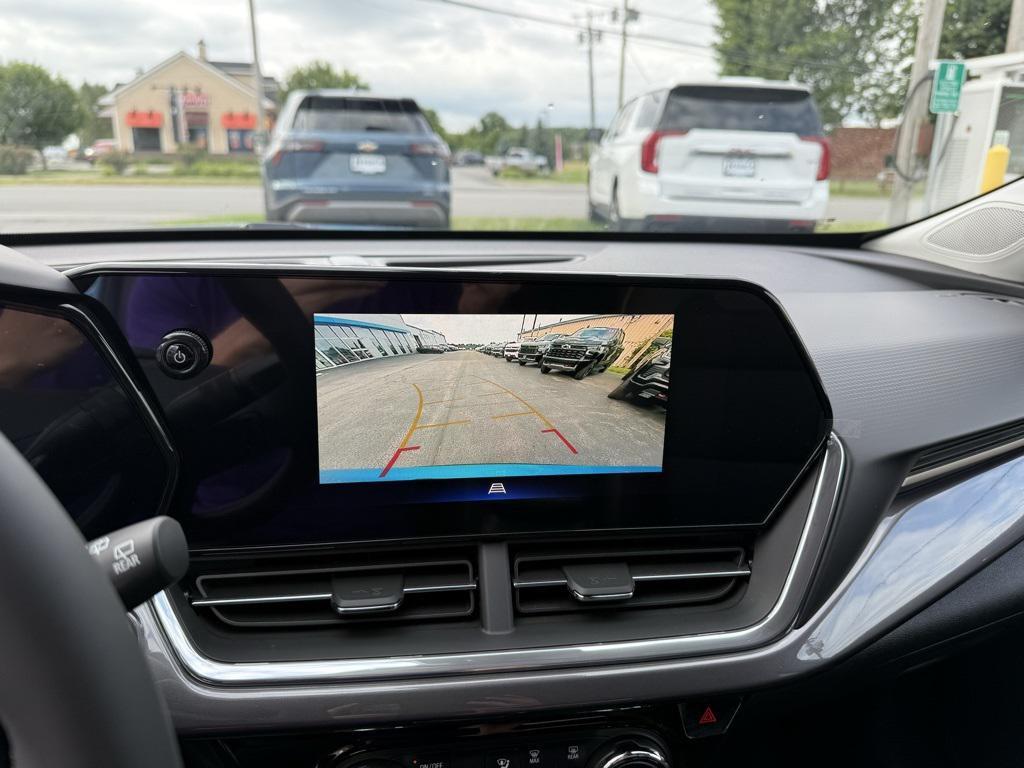 new 2025 Chevrolet Trax car, priced at $26,829