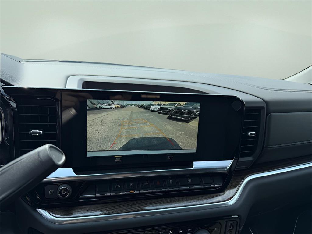 new 2025 Chevrolet Silverado 1500 car, priced at $52,395