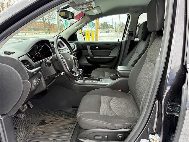 used 2015 Chevrolet Traverse car, priced at $14,460