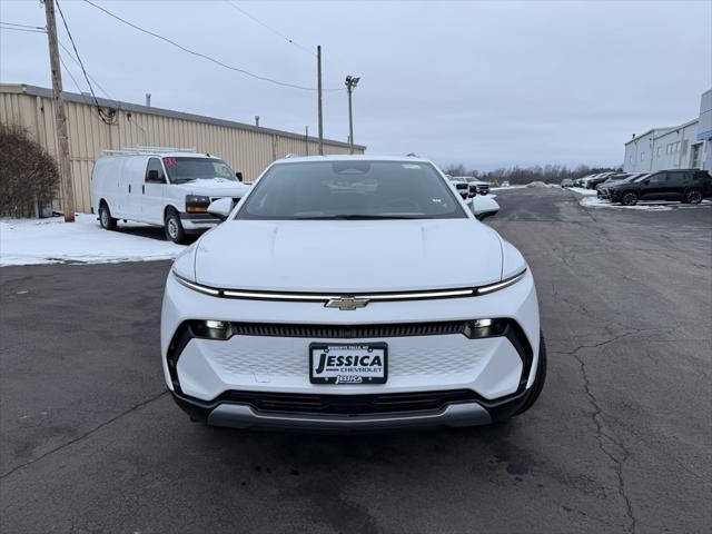 new 2025 Chevrolet Equinox EV car, priced at $46,890