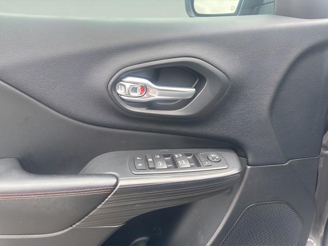 used 2016 Jeep Cherokee car, priced at $10,675