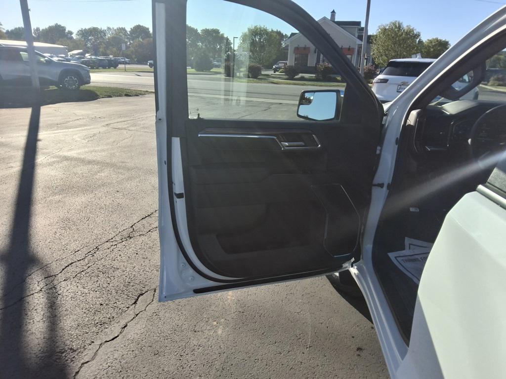 new 2025 Chevrolet Silverado 1500 car, priced at $51,894