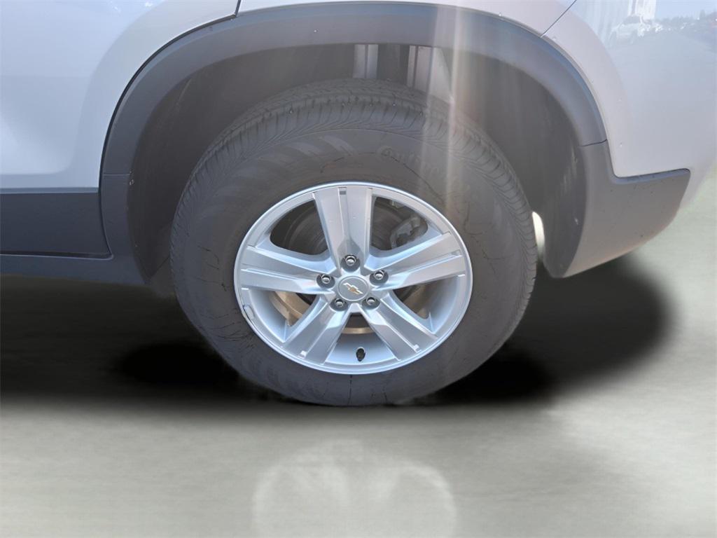 used 2022 Chevrolet Trax car, priced at $19,225