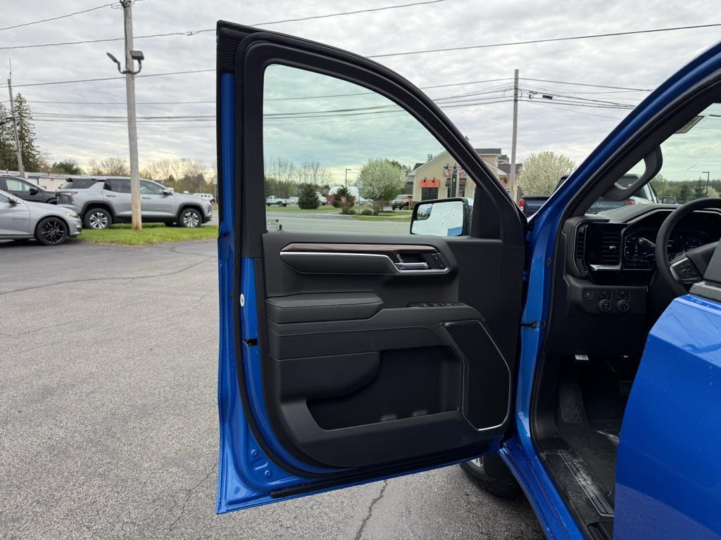 new 2025 Chevrolet Silverado 1500 car, priced at $52,190