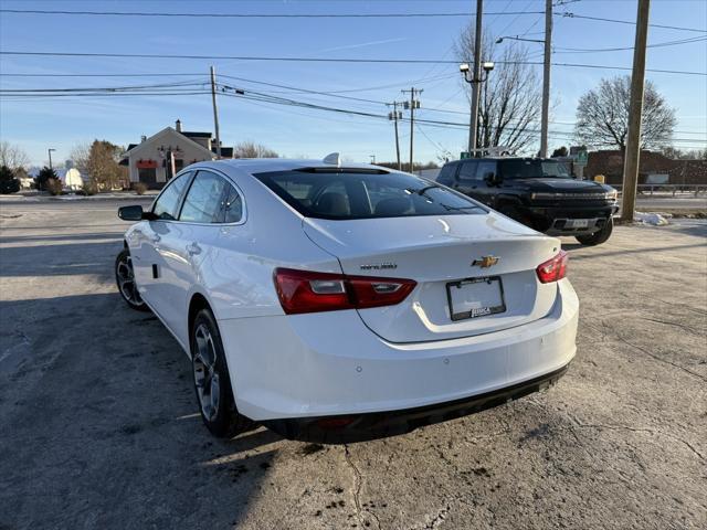 new 2024 Chevrolet Malibu car, priced at $28,195