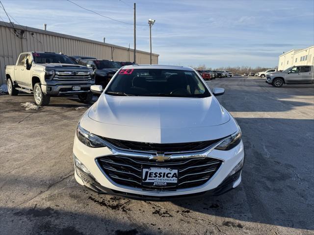 new 2024 Chevrolet Malibu car, priced at $28,195