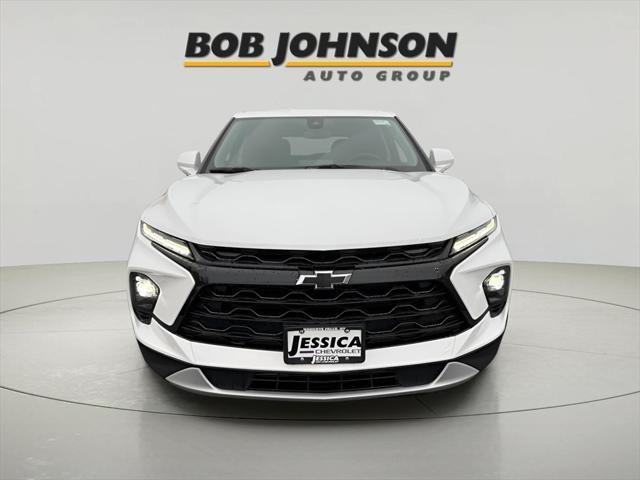 new 2025 Chevrolet Blazer car, priced at $40,010