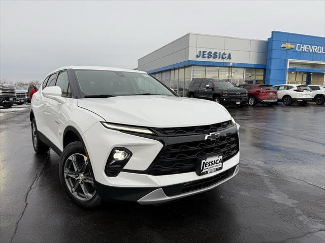 new 2025 Chevrolet Blazer car, priced at $40,010