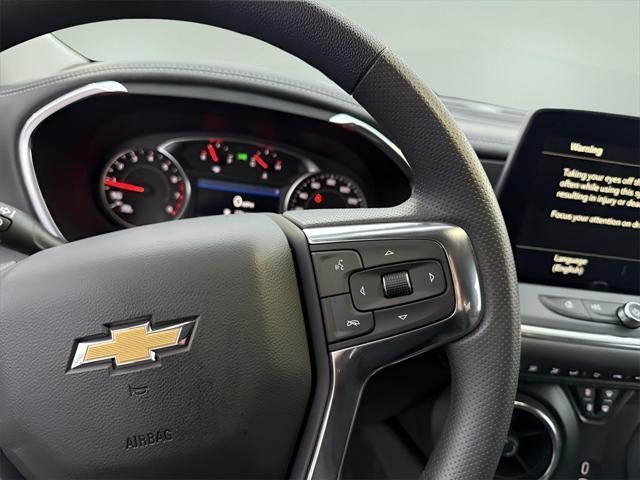 new 2025 Chevrolet Blazer car, priced at $40,010