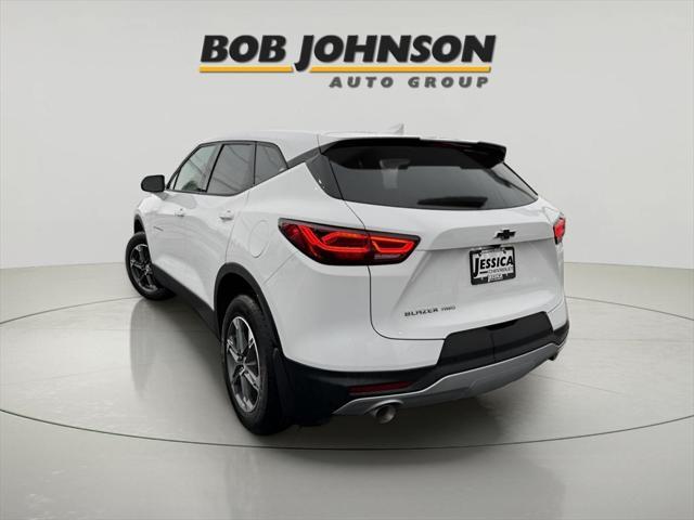 new 2025 Chevrolet Blazer car, priced at $40,010