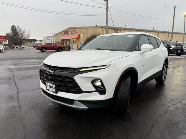 new 2025 Chevrolet Blazer car, priced at $40,010