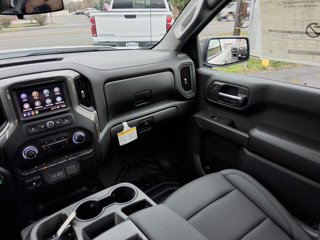 new 2025 Chevrolet Silverado 1500 car, priced at $40,067