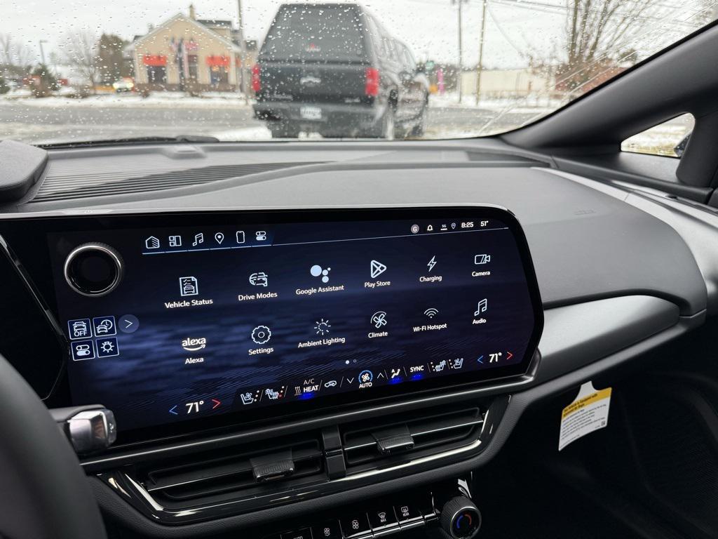 new 2025 Chevrolet Equinox EV car, priced at $46,105