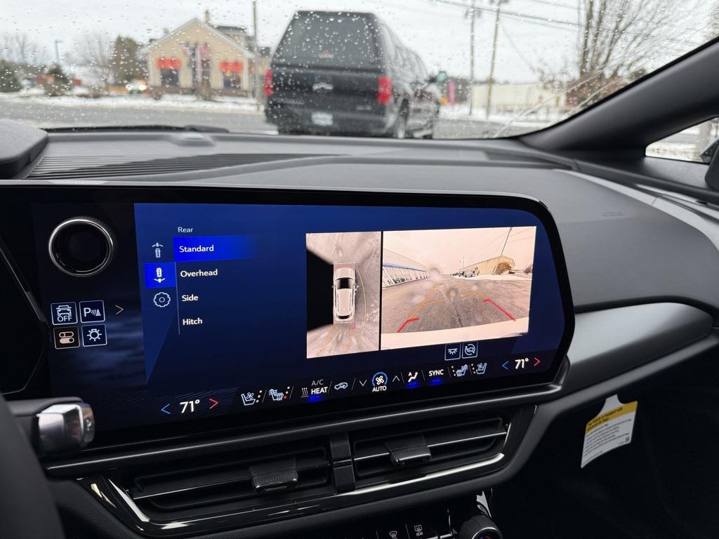 new 2025 Chevrolet Equinox EV car, priced at $46,105
