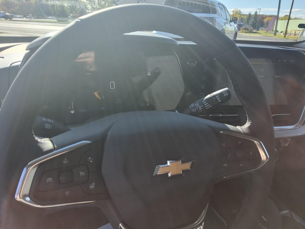 new 2025 Chevrolet Trax car, priced at $26,630