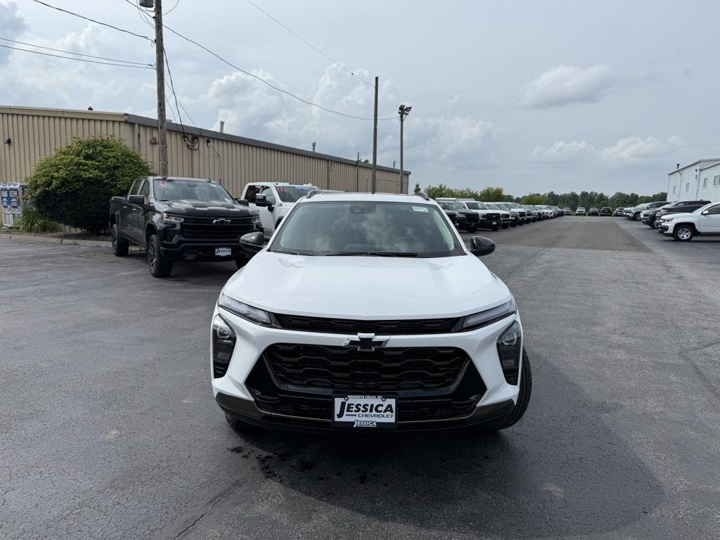 new 2025 Chevrolet Trax car, priced at $27,835