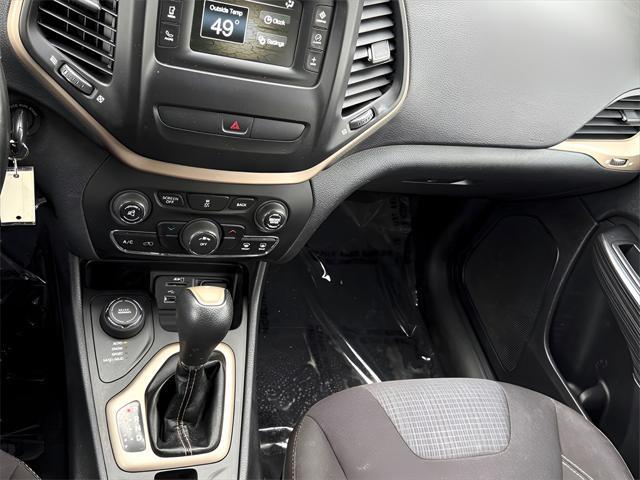 used 2016 Jeep Cherokee car, priced at $10,565