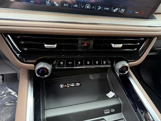 new 2025 Chevrolet Suburban car, priced at $100,124