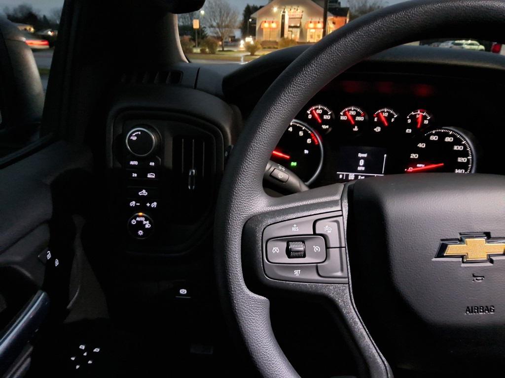 new 2025 Chevrolet Silverado 1500 car, priced at $39,567