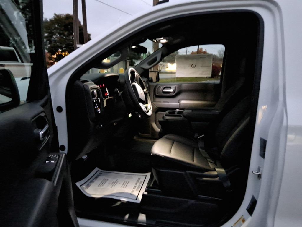 new 2025 Chevrolet Silverado 1500 car, priced at $39,567