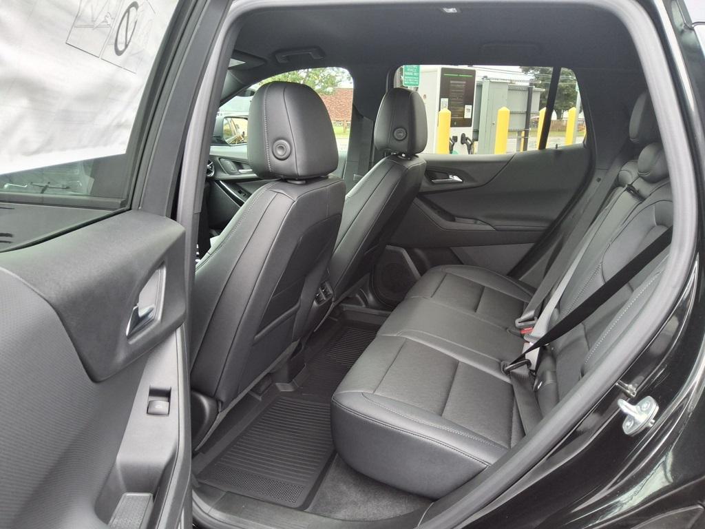 new 2026 Chevrolet Equinox car, priced at $36,290