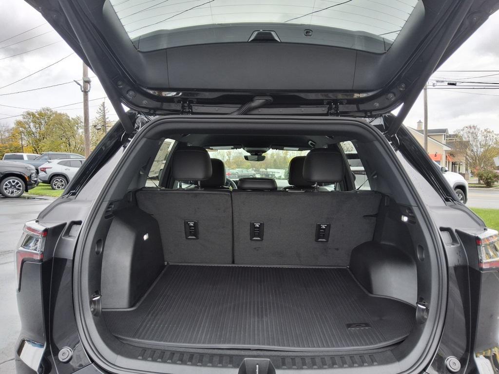 new 2026 Chevrolet Equinox car, priced at $36,290