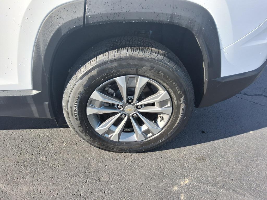 new 2025 Chevrolet Equinox car, priced at $30,740