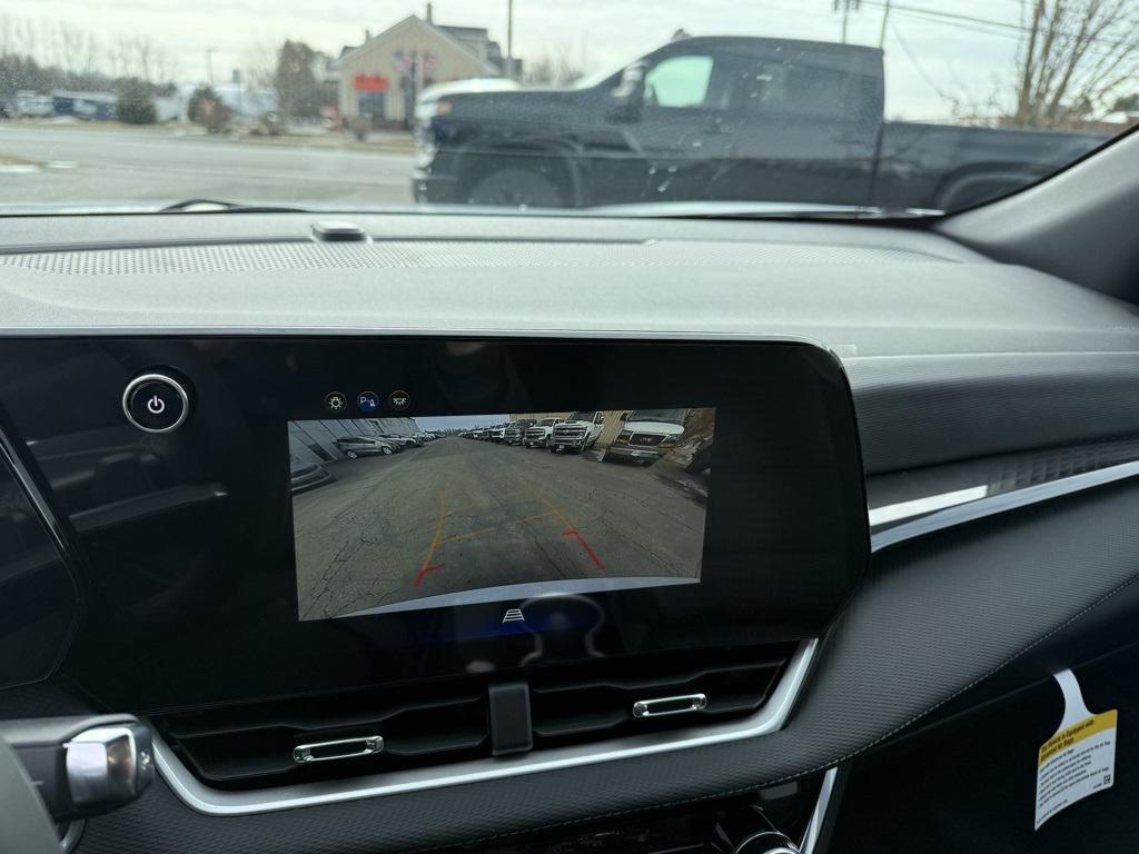 new 2025 Chevrolet Equinox car, priced at $30,740