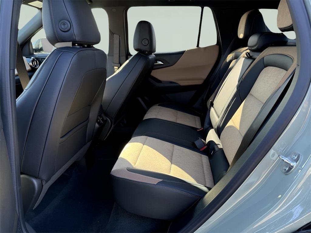 new 2025 Chevrolet Equinox car, priced at $34,345