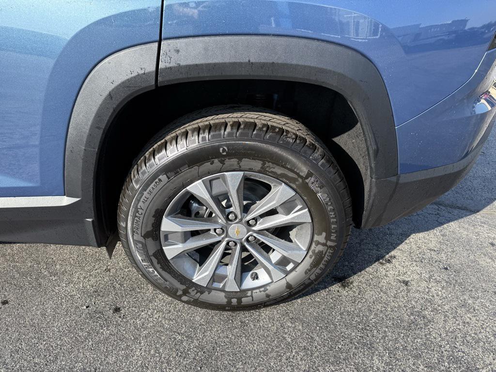 new 2026 Chevrolet Equinox car, priced at $34,370